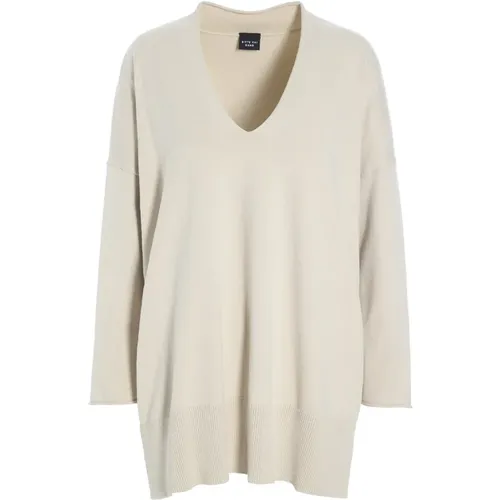 V-Neck Ivory Blouse Classic Style , female, Sizes: M, XL, S, 2XL, L - Bitte Kai Rand - Modalova