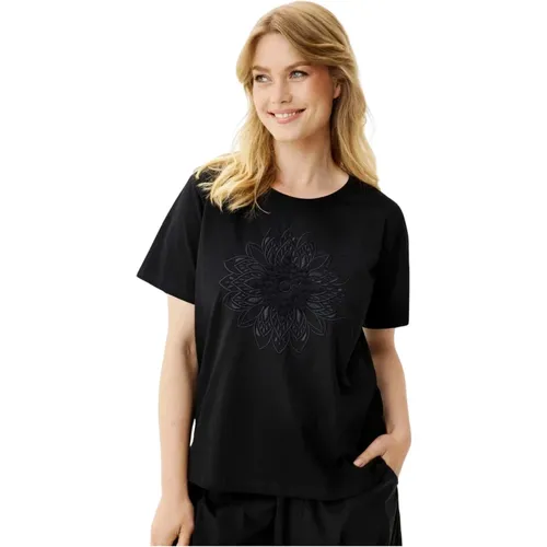 Daphny T-Shirt Embroidered Motif , female, Sizes: M, XL, L, S, 2XL - IN Front - Modalova