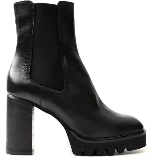 Grace 02 01 Boots , female, Sizes: 6 UK, 4 UK, 7 UK, 5 UK, 3 UK - Zoe - Modalova