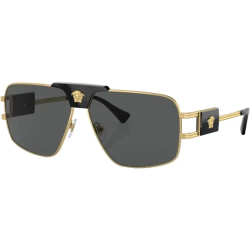 Sonnenbrillen , Herren, Größe: 63 MM - Versace - Modalova
