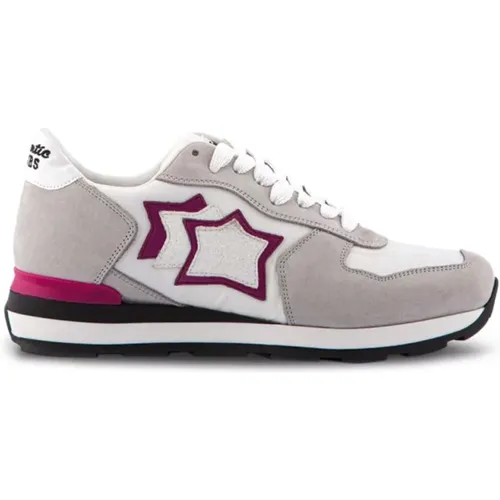 Vega Sneakers - Hergestellt in Italien , Damen, Größe: 36 EU - atlantic stars - Modalova