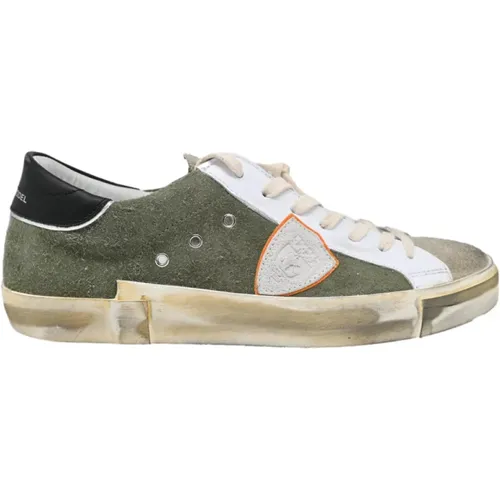 Low Top Military White Sneakers , male, Sizes: 6 UK, 7 UK, 9 UK, 10 UK, 12 UK, 11 UK - Philippe Model - Modalova