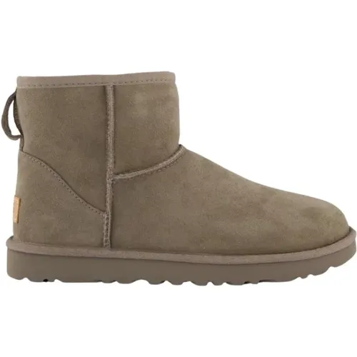 Classic Mini II Boots , female, Sizes: 5 UK, 8 UK, 3 UK - Ugg - Modalova