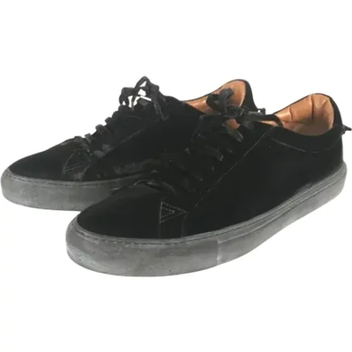 Pre-owned Velvet sneakers , female, Sizes: 11 UK - Givenchy Pre-owned - Modalova