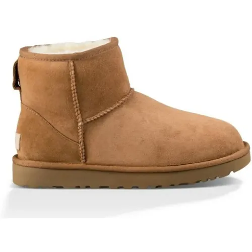 Klassische Mini II Stiefel , Damen, Größe: 36 EU - Ugg - Modalova