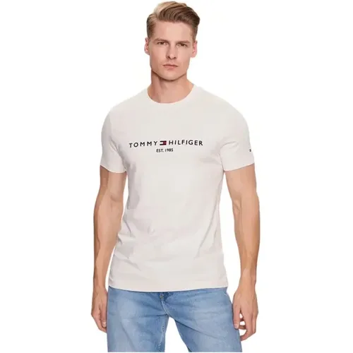 Slim Fit Logo Tee T-shirt Men , male, Sizes: XL, S, 2XL, M, L, 3XL - Tommy Hilfiger - Modalova