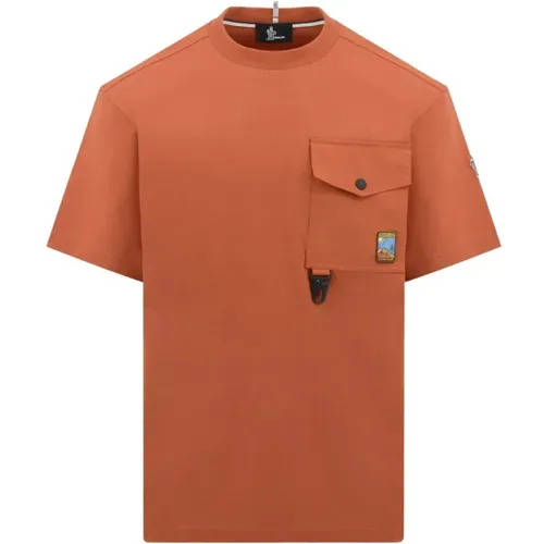 Grenoble Pocket T-Shirt in Red , male, Sizes: L, S - Moncler - Modalova