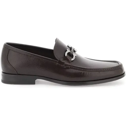 Embossed Leather Loafers with Gancini Embellishments , male, Sizes: 6 UK - Salvatore Ferragamo - Modalova