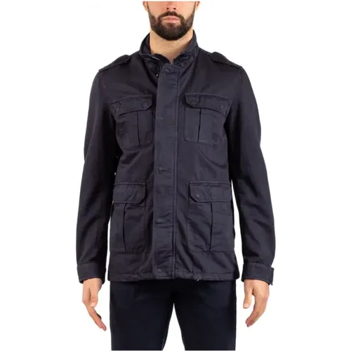 Men`s Lightweight Jacket - Elegant Addition to Your Wardrobe , male, Sizes: M, S, XL - Herno - Modalova