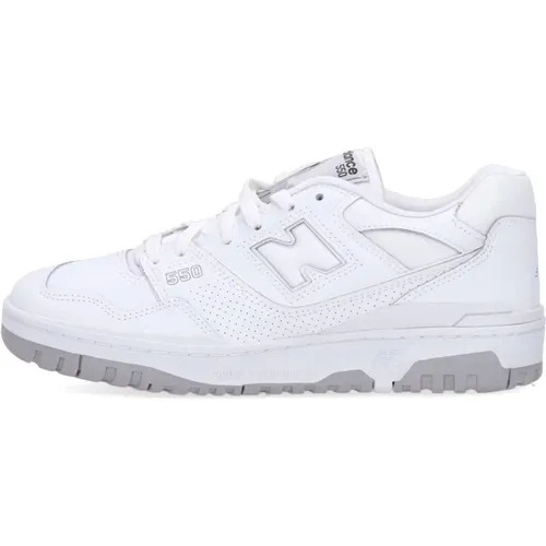 Low Top Sneaker 550 , male, Sizes: 3 1/2 UK, 2 UK, 7 1/2 UK, 8 UK, 8 1/2 UK, 10 1/2 UK, 10 UK, 9 UK, 11 UK, 4 UK, 3 UK, 6 UK - New Balance - Modalova