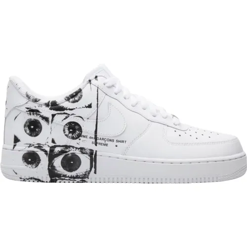 Limited Edition Supreme Comme Des Garcons , male, Sizes: 8 UK, 8 1/2 UK, 11 UK, 11 1/2 UK, 10 1/2 UK, 7 UK - Nike - Modalova