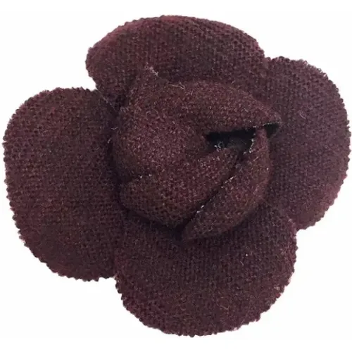 Pre-owned Burgundy fabric Chanel brooch , female, Sizes: ONE SIZE - Chanel Vintage - Modalova
