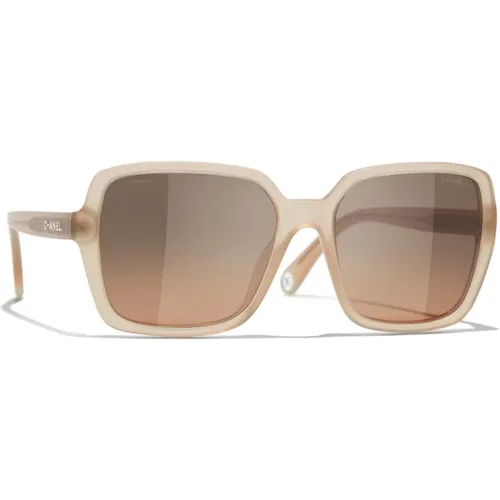Sunglasses , female, Sizes: 53 MM, 54 MM - Chanel - Modalova