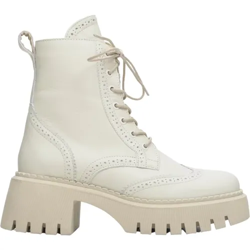 Women`s Light Heeled Ankle Boots Er00113554 , female, Sizes: 6 UK - Estro - Modalova