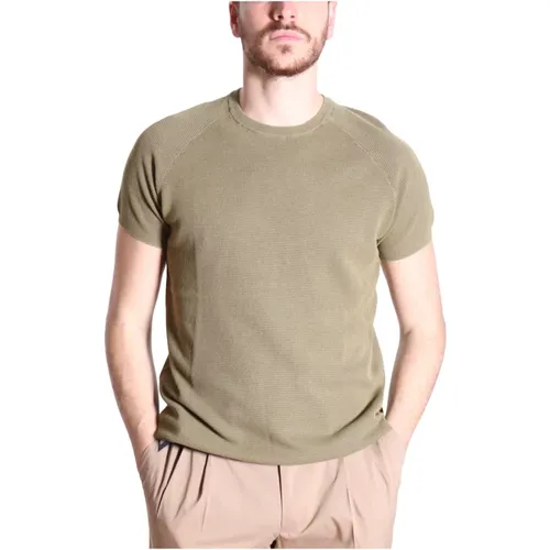 Stylish T-Shirt for Men , male, Sizes: L - Aspesi - Modalova