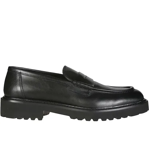Classic Moccasin Shoe , male, Sizes: 9 UK - Doucal's - Modalova