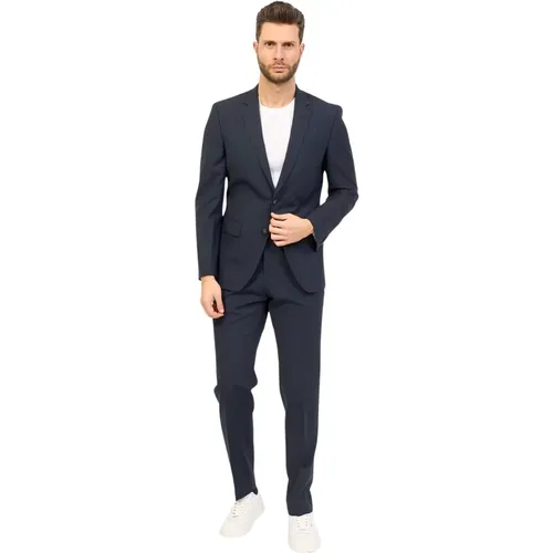 Modern Two-Piece Suit , male, Sizes: L, XL, 2XL, 4XL, M - Hugo Boss - Modalova