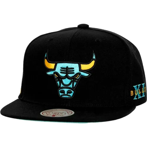 Schwarzer Bulls Core Snapback Hut - Mitchell & Ness - Modalova