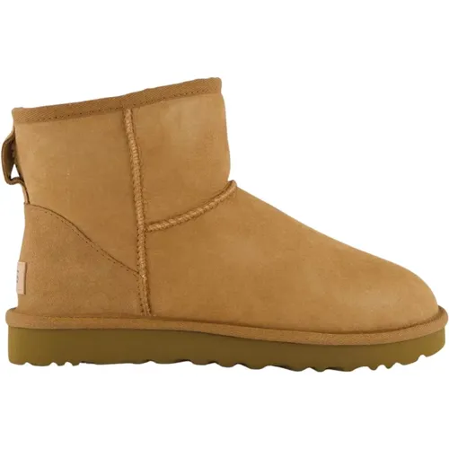 Classic Mini II Chestnut Boots , female, Sizes: 6 UK, 5 UK, 3 UK, 8 UK, 7 UK, 4 UK - Ugg - Modalova