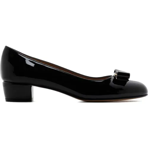 Classic Vara Heel Pumps , female, Sizes: 2 1/2 UK - Salvatore Ferragamo - Modalova