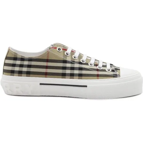 Vintage Check Sneakers , male, Sizes: 7 UK, 9 UK, 8 UK, 6 UK, 7 1/2 UK, 6 1/2 UK - Burberry - Modalova