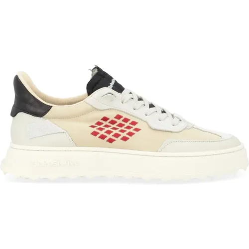 Cuprace Basket Sneaker in and White , male, Sizes: 8 UK, 10 UK, 11 UK, 6 UK, 9 UK - Be Positive - Modalova