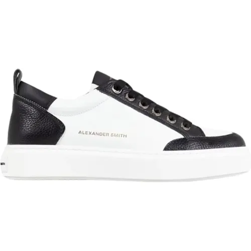 Luxuriöser Straßenstil Schwarz Weiße Sneakers , Herren, Größe: 42 EU - Alexander Smith - Modalova