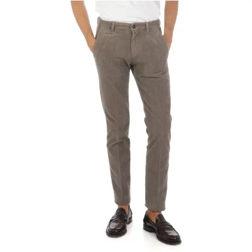 Men Clothing Trousers Aw22 , male, Sizes: S, XS - Briglia - Modalova