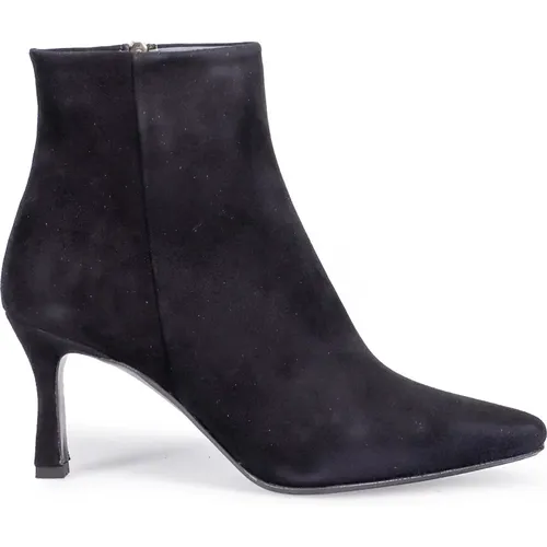 Ankle Boots - Elegant and Timeless Design , female, Sizes: 4 1/2 UK - Calpierre - Modalova