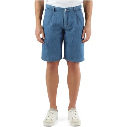 Denim Bermuda Shorts with Logo Details , male, Sizes: W33, W32, W36, W38, W30, W31 - Daniele Alessandrini - Modalova