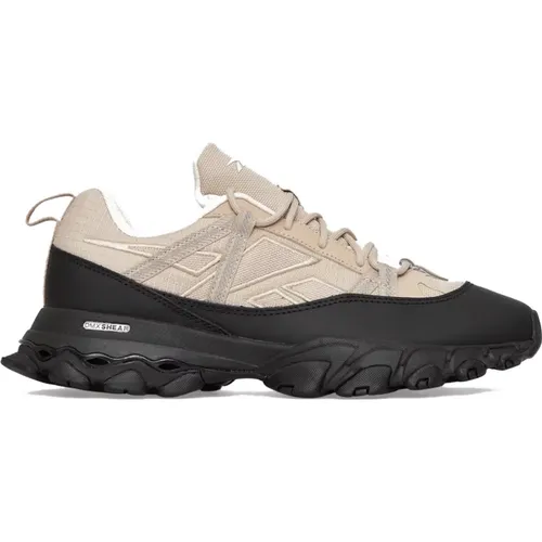 Trail Shadow Sneakers , male, Sizes: 11 1/2 UK, 8 UK, 10 UK, 13 1/3 UK - Reebok - Modalova