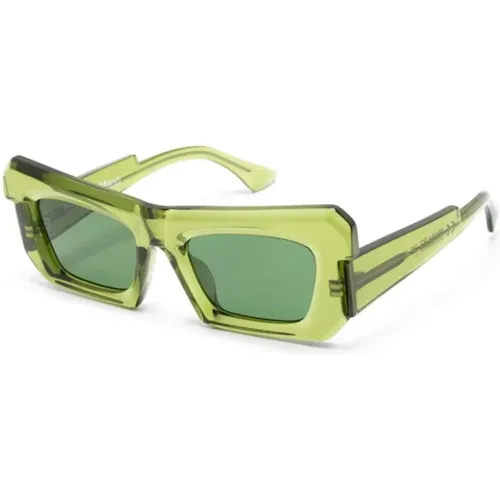 Grüne CT Sonnenbrille für den täglichen Gebrauch , Damen, Größe: 56 MM - Kuboraum - Modalova
