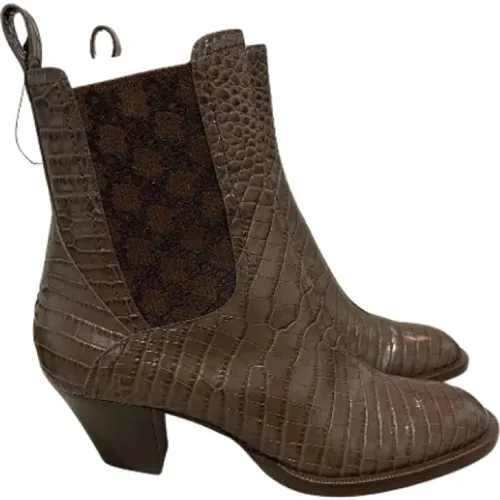 Pre-owned Leather boots , female, Sizes: 7 UK - Fendi Vintage - Modalova