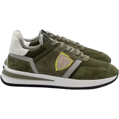 Mixed Suede Tropez Sneakers , male, Sizes: 8 UK, 7 UK - Philippe Model - Modalova