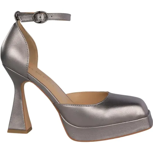 Leather Heeled Sandals , female, Sizes: 6 UK, 3 UK, 5 UK, 8 UK, 7 UK, 4 UK - Alma en Pena - Modalova