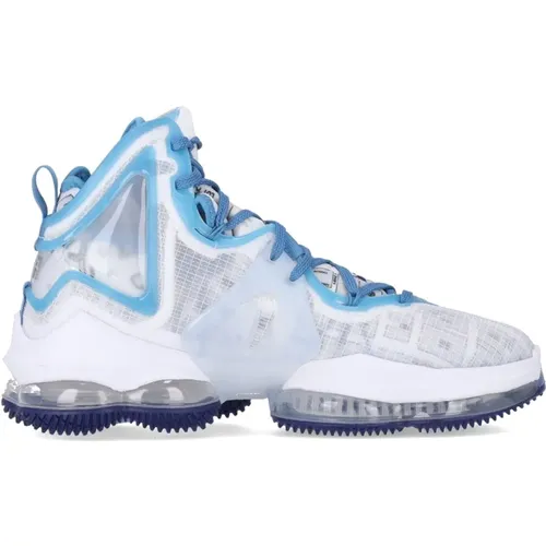 XIX Basketball Shoe White/ , male, Sizes: 6 UK, 7 UK - Nike - Modalova