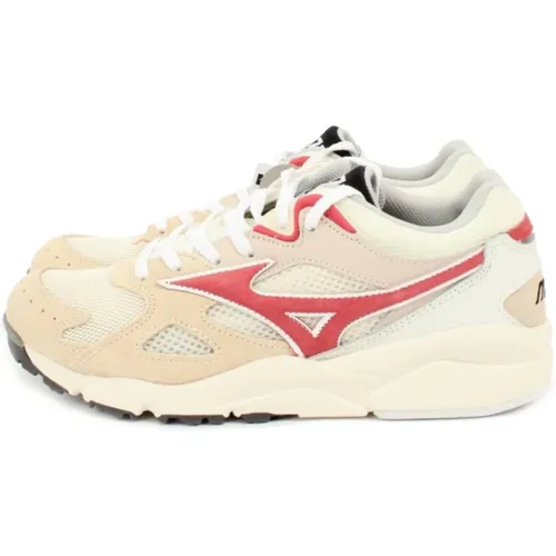 Ivory/Pink Sky Medals Sneakers for Men , male, Sizes: 7 UK, 8 1/2 UK, 8 UK - Mizuno - Modalova