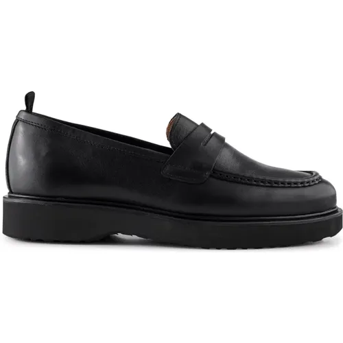 Cosmos Loafer Leather , male, Sizes: 11 UK, 10 UK, 8 UK, 9 UK, 7 UK - Shoe the Bear - Modalova