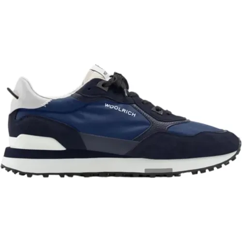 Stylish Sneakers for Everyday Wear , male, Sizes: 7 UK - Woolrich - Modalova