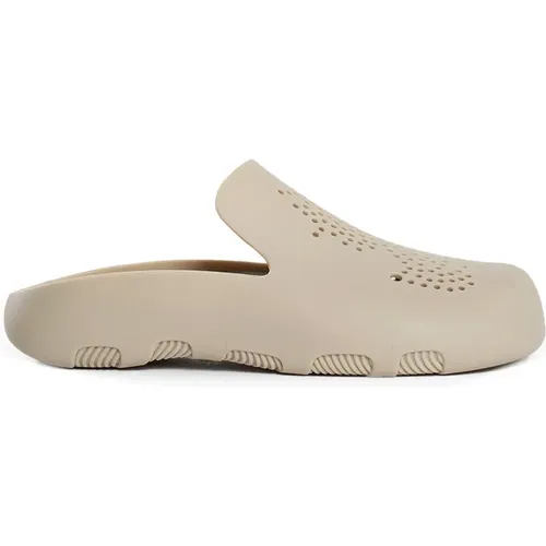 Perforated Equestrian Clog with Charm , male, Sizes: 6 UK, 9 UK, 7 UK, 8 UK - Burberry - Modalova