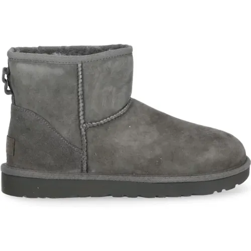 Grey Suede Ankle Boots Shearling Lining , female, Sizes: 3 UK, 5 UK - Ugg - Modalova