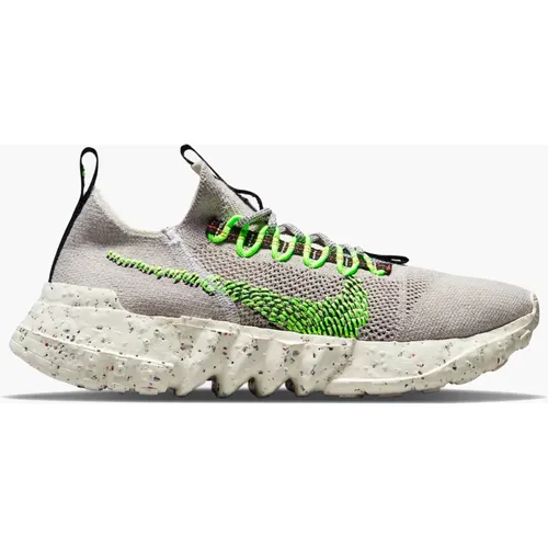 Grüne Space Hippie Limited Edition Sneakers , Herren, Größe: 42 1/2 EU - Nike - Modalova