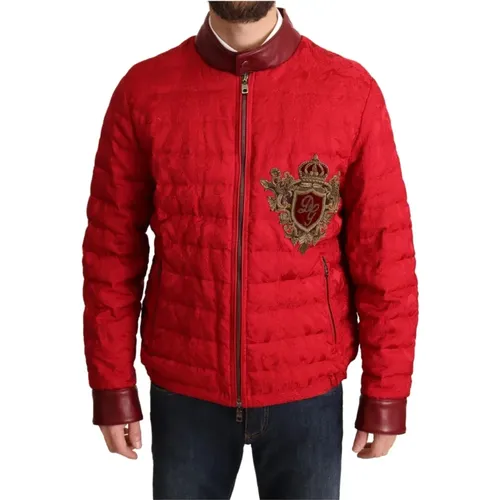 Rote Brokat Bomberjacke mit Gold Crown Logo - Dolce & Gabbana - Modalova