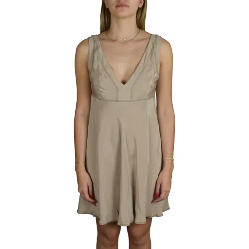 Kurzes Kleid mit V-Ausschnitt , Damen, Größe: L - Prada - Modalova