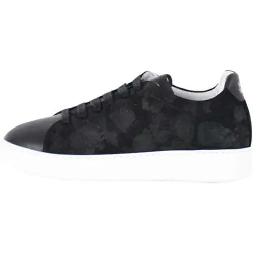 Leather Sneakers with Waxed Cotton Laces , male, Sizes: 6 UK, 7 UK, 11 UK - National Standard - Modalova