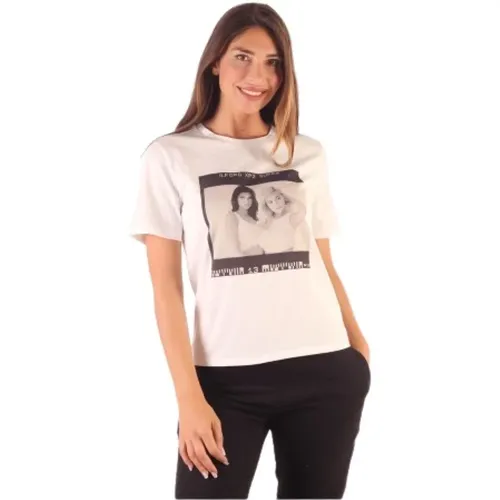Damen T-Shirt aus 100% Baumwolle , Damen, Größe: S - Kendall + Kylie - Modalova