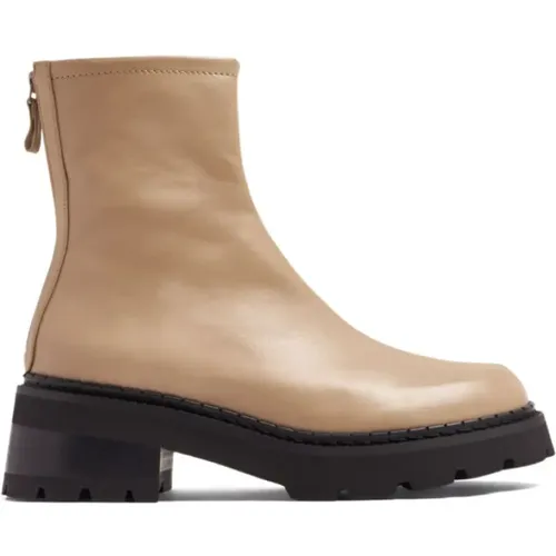 Alister Boots , female, Sizes: 5 UK, 6 UK, 4 UK - By FAR - Modalova