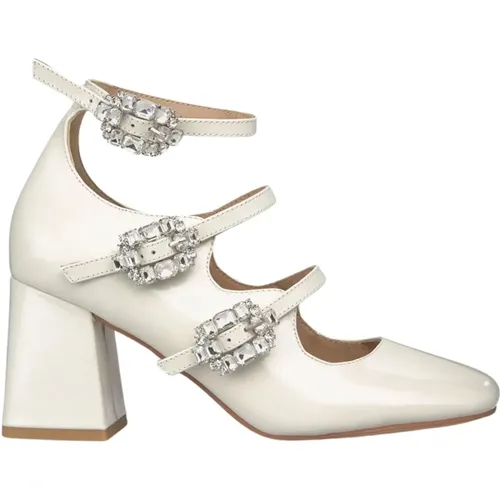 Crystal Buckle Heeled Shoe , female, Sizes: 3 UK, 6 UK, 4 UK, 5 UK - Alma en Pena - Modalova