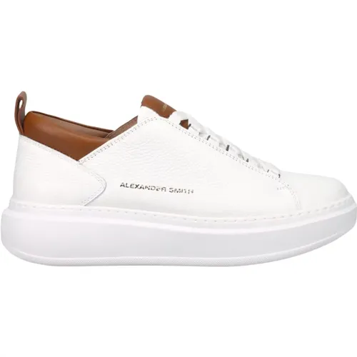 Wembley Sneakers with Contrast Details , male, Sizes: 10 UK, 9 UK, 6 UK - Alexander Smith - Modalova