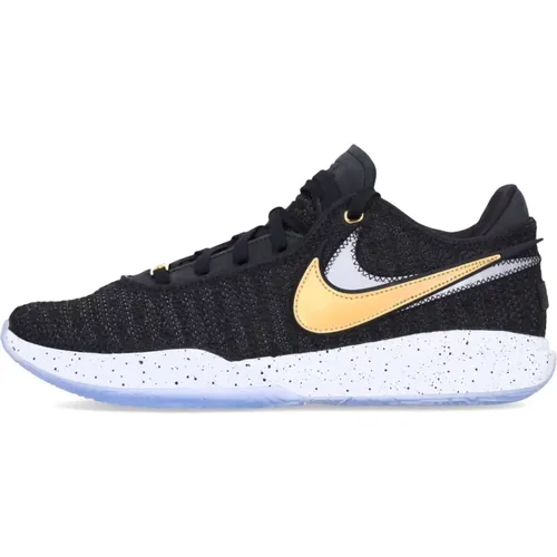 Xx Basketball Shoe /Gold/White/Platinum , male, Sizes: 9 UK, 11 UK, 8 1/2 UK, 7 UK, 10 UK, 6 UK, 8 UK - Nike - Modalova